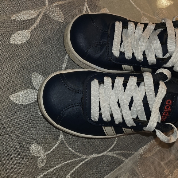 Kids navy blue leather Adidas unisex track shoes size 11K - Picture 4 of 10